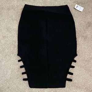 Charlotte Russe Pencil Skirt with Cutout on Bottom Black Women’s Small NWT